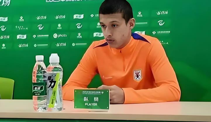 星空体育官网-依木兰未来能达到邓卓翔的高度吗？球迷直言暂时会很难，引发热议